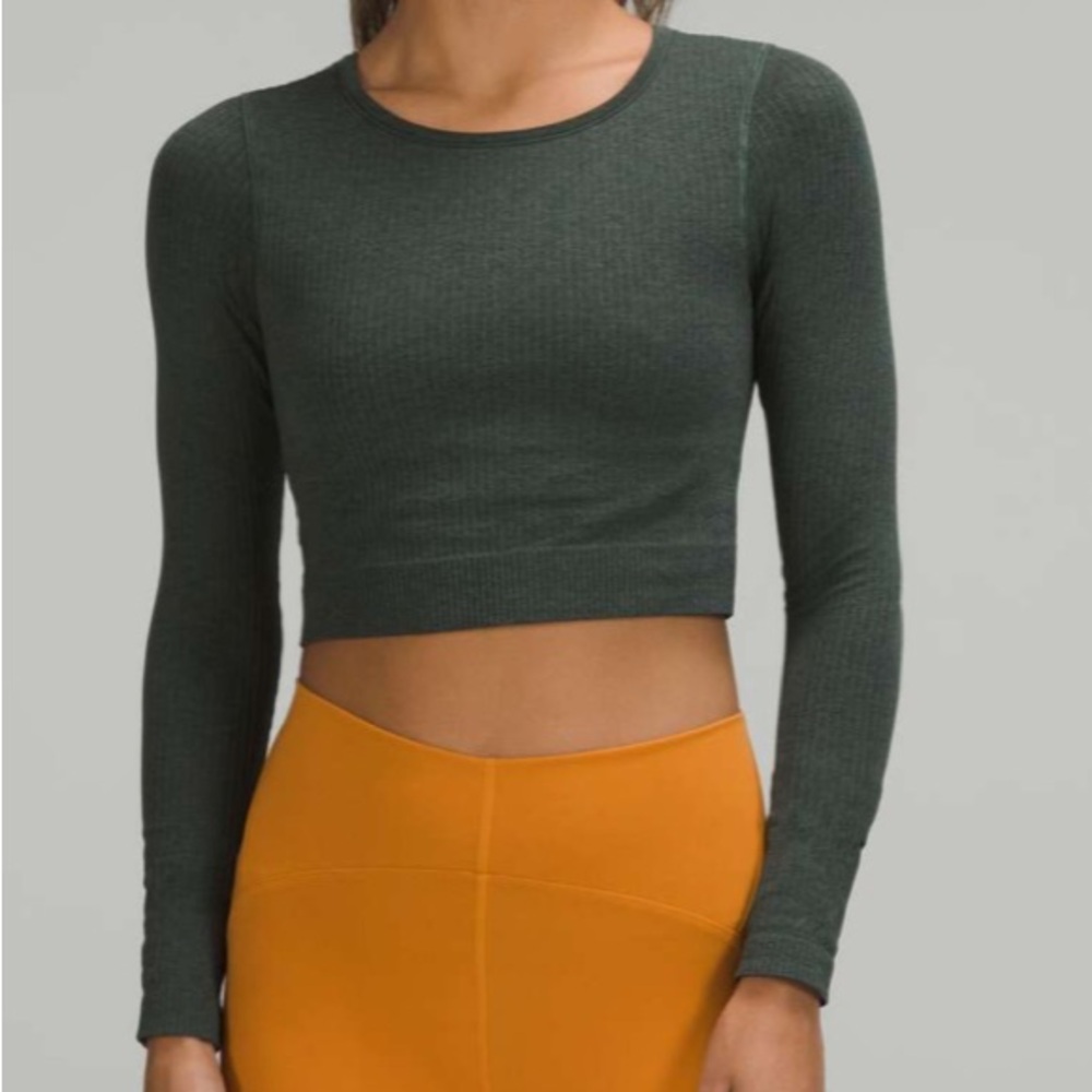 Lululemon Ebb to Street Long Sleeve Shirt
Smoked Spruce Size 6